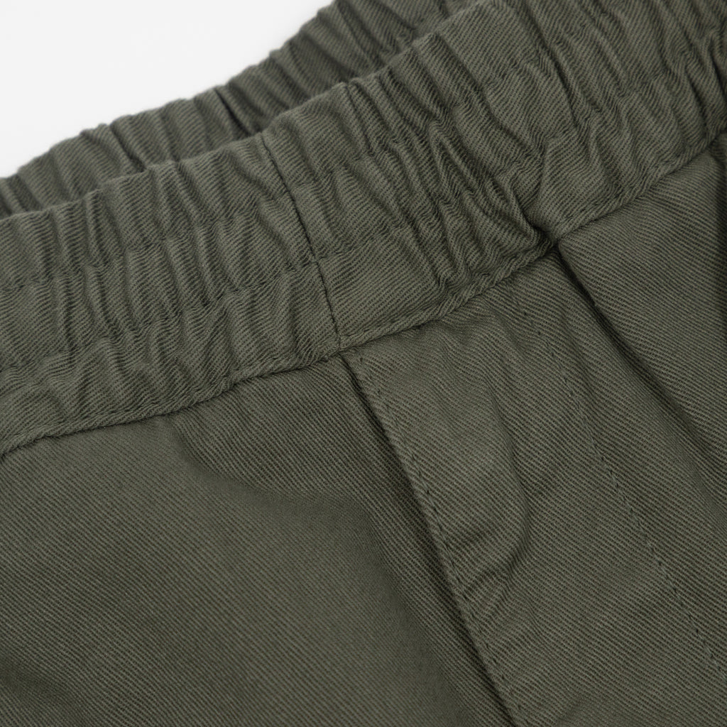 CARHARTT WIP Flint Twill Trousers in Leaf Green