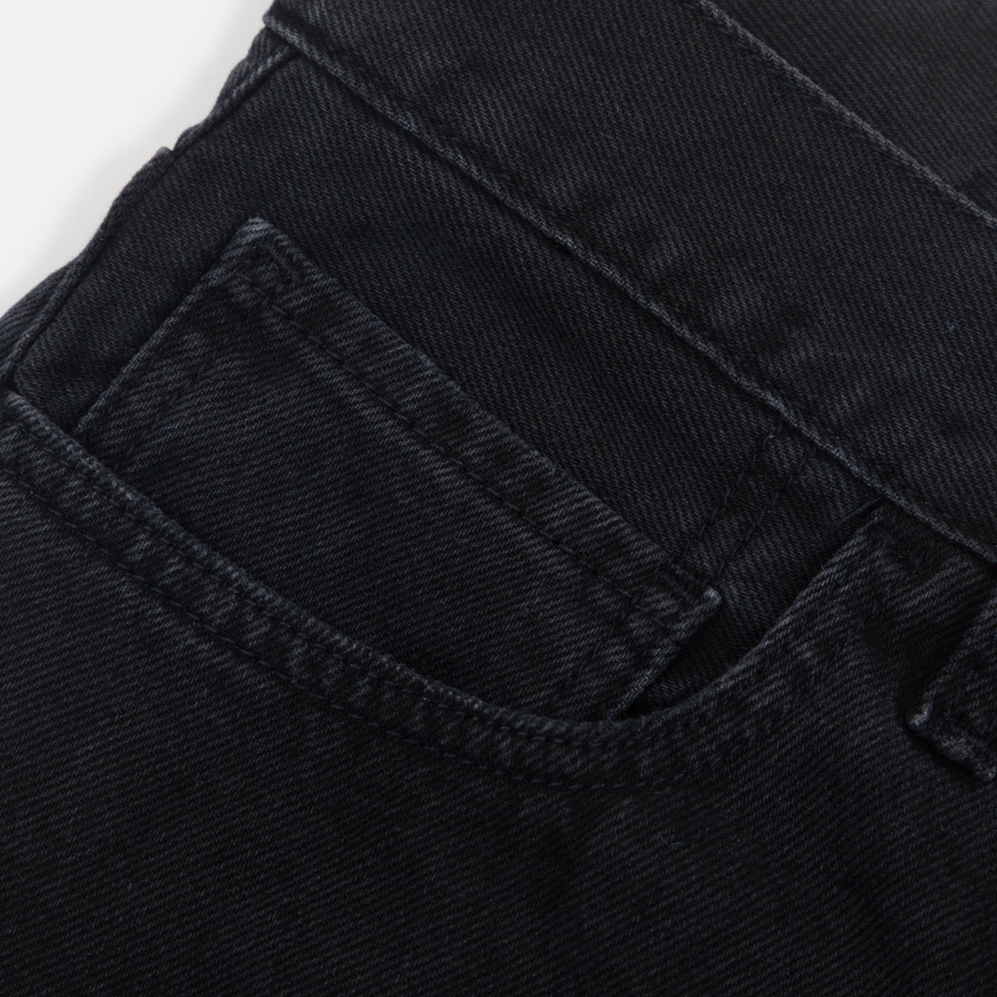 CARHARTT WIP Landon Short in Stone Washed Black