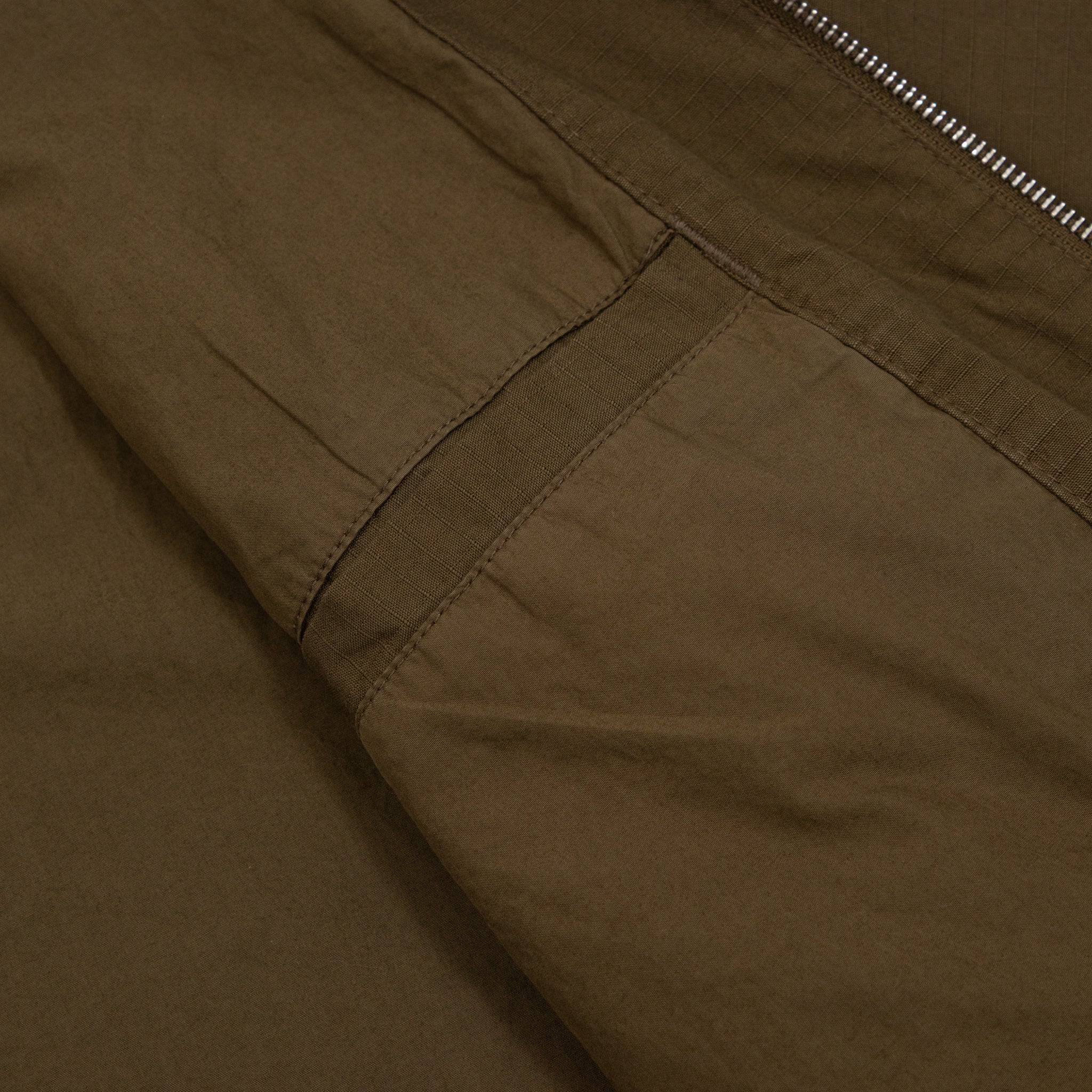 CARHARTT WIP Madison Ripstop Jacket in Dark Beech