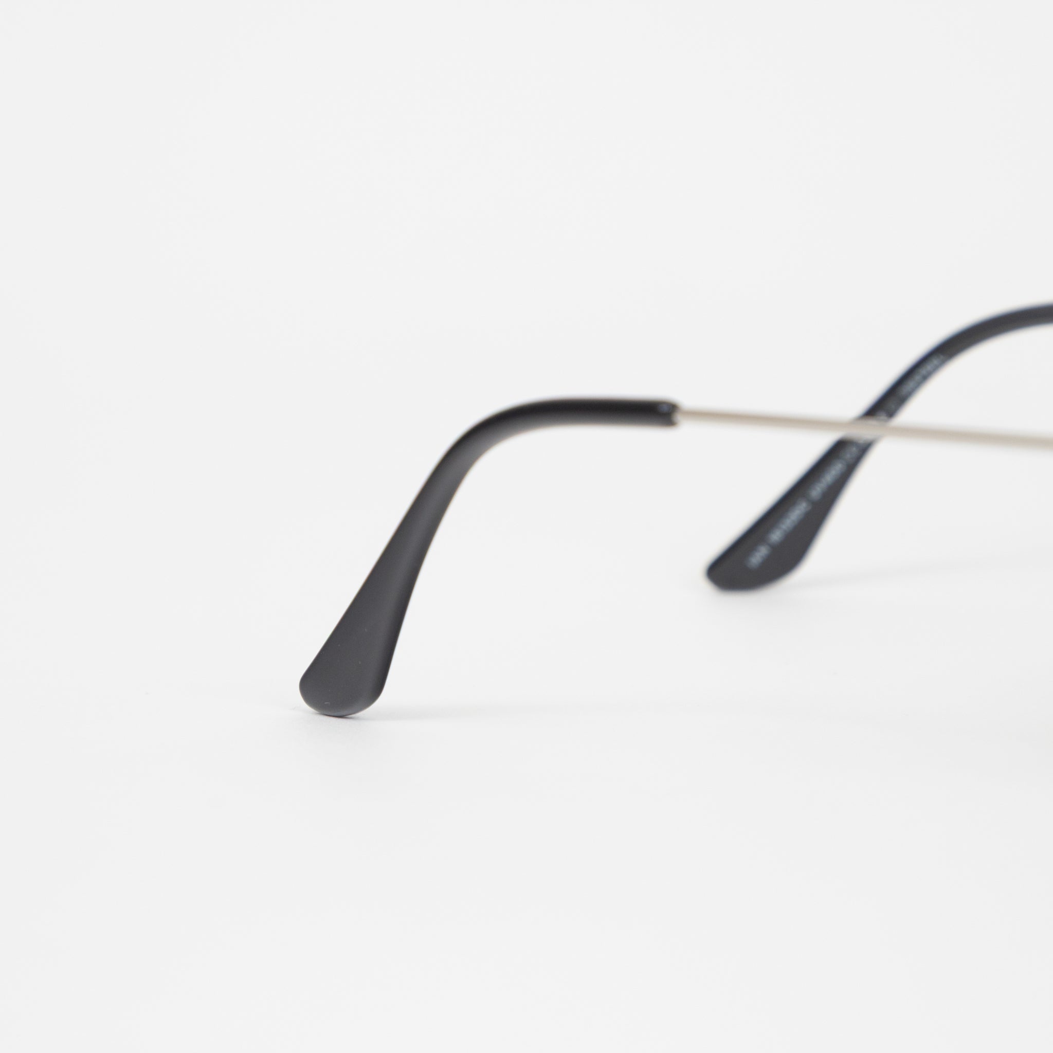 CHPO Ian Sunglasses – Silver / Black
