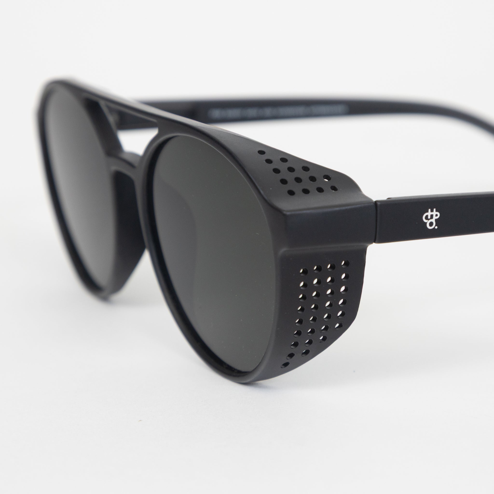 CHPO Rickard Sunglasses - Black