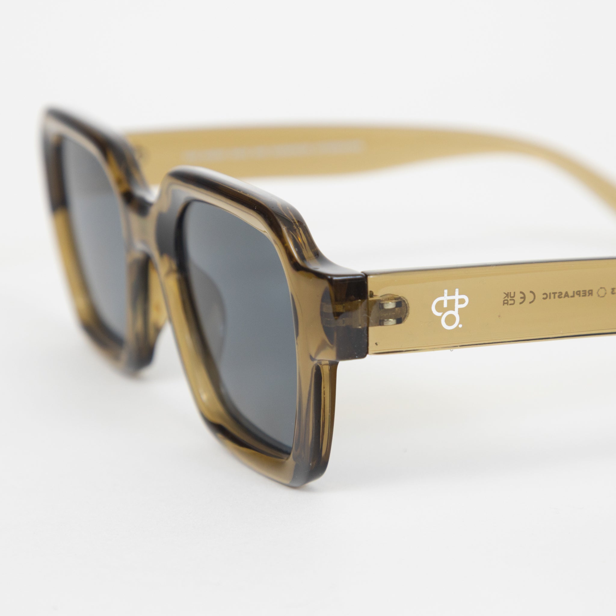 CHPO The AK Sunglasses - Moss Green