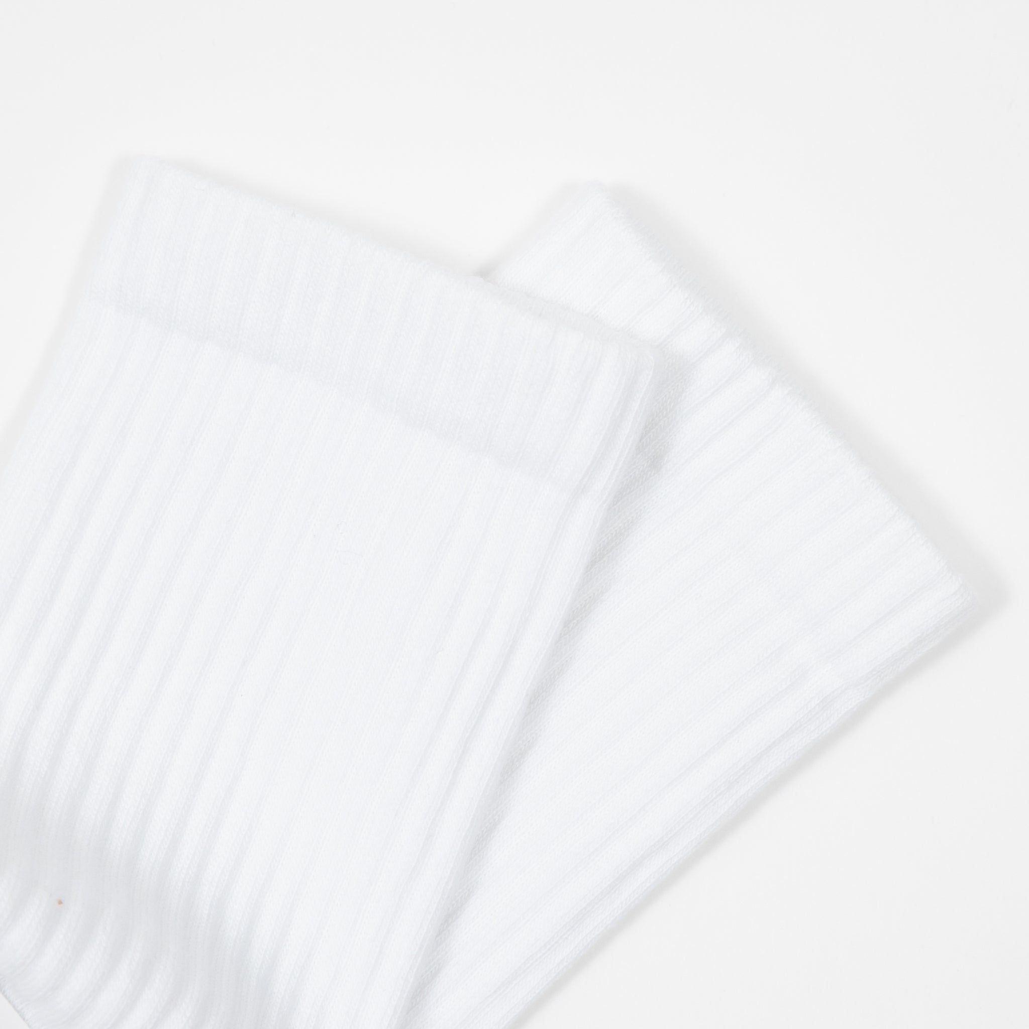 COLORFUL STANDARD Organic Active Socks in WHITE
