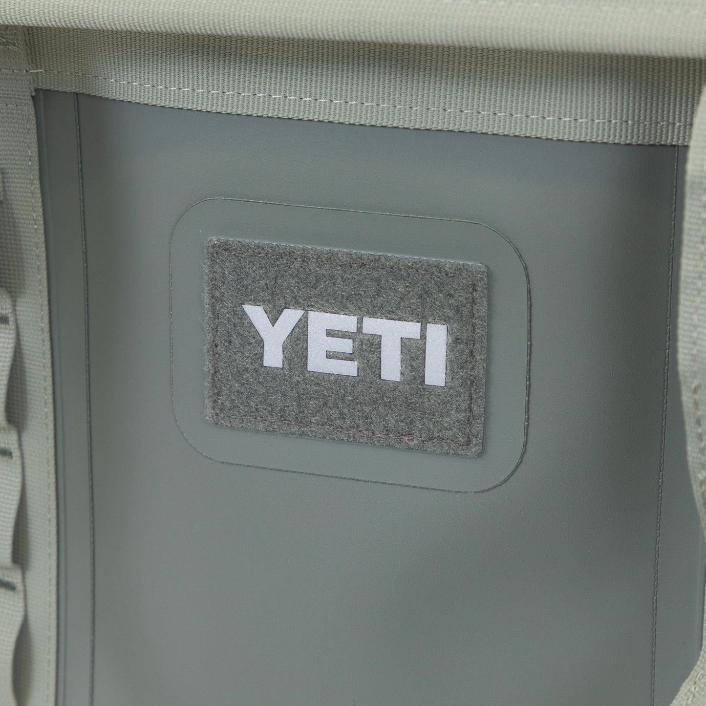 YETI Camino 35 Carryall Soft Tote Bag in GREEN