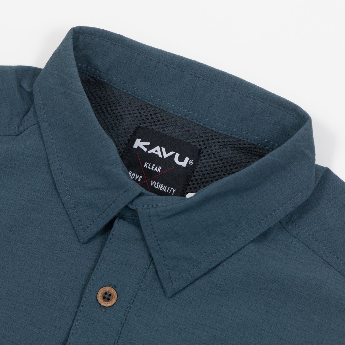 KAVU Cascade Trail Short Sleeve Shirt in BLUE