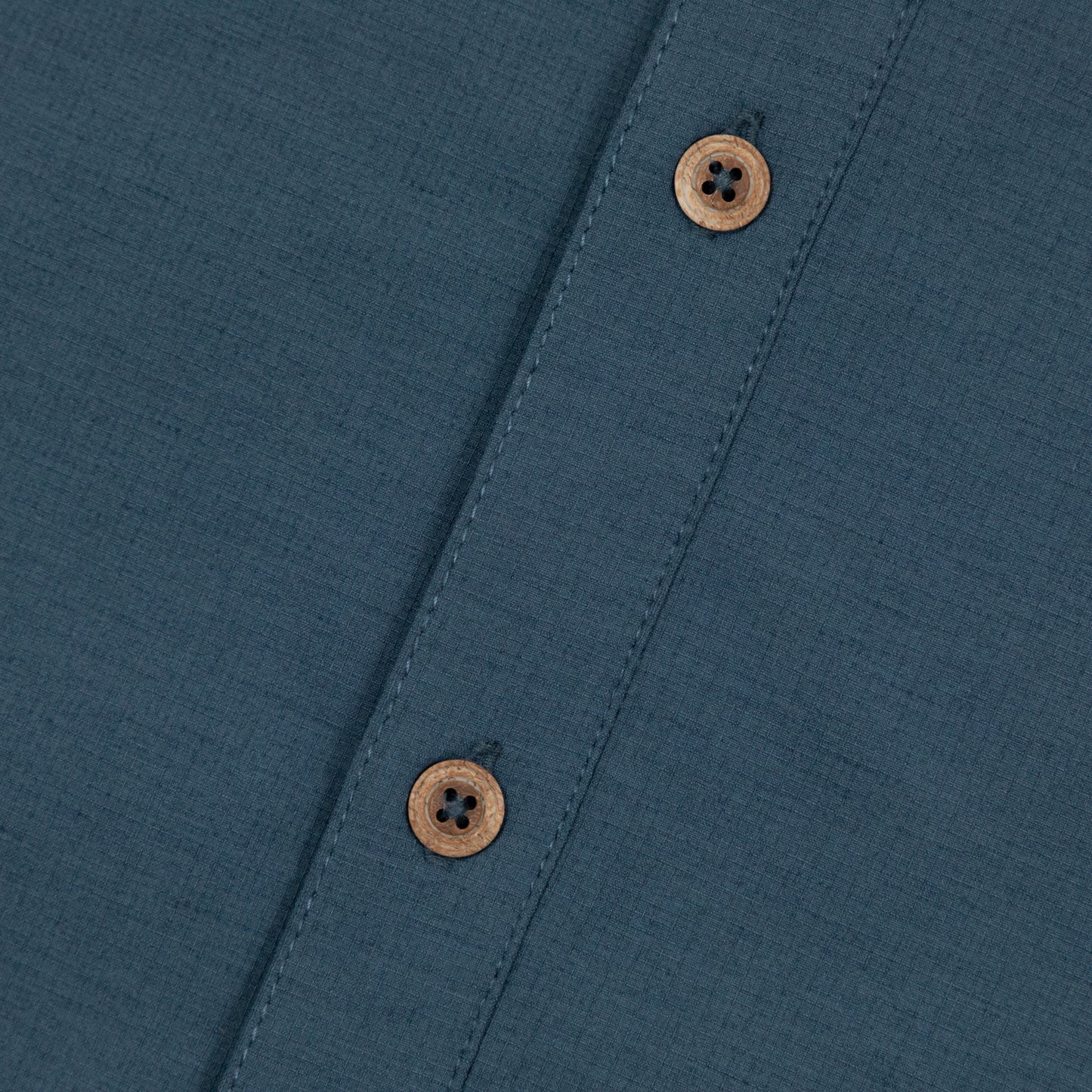 KAVU Cascade Trail Short Sleeve Shirt in BLUE