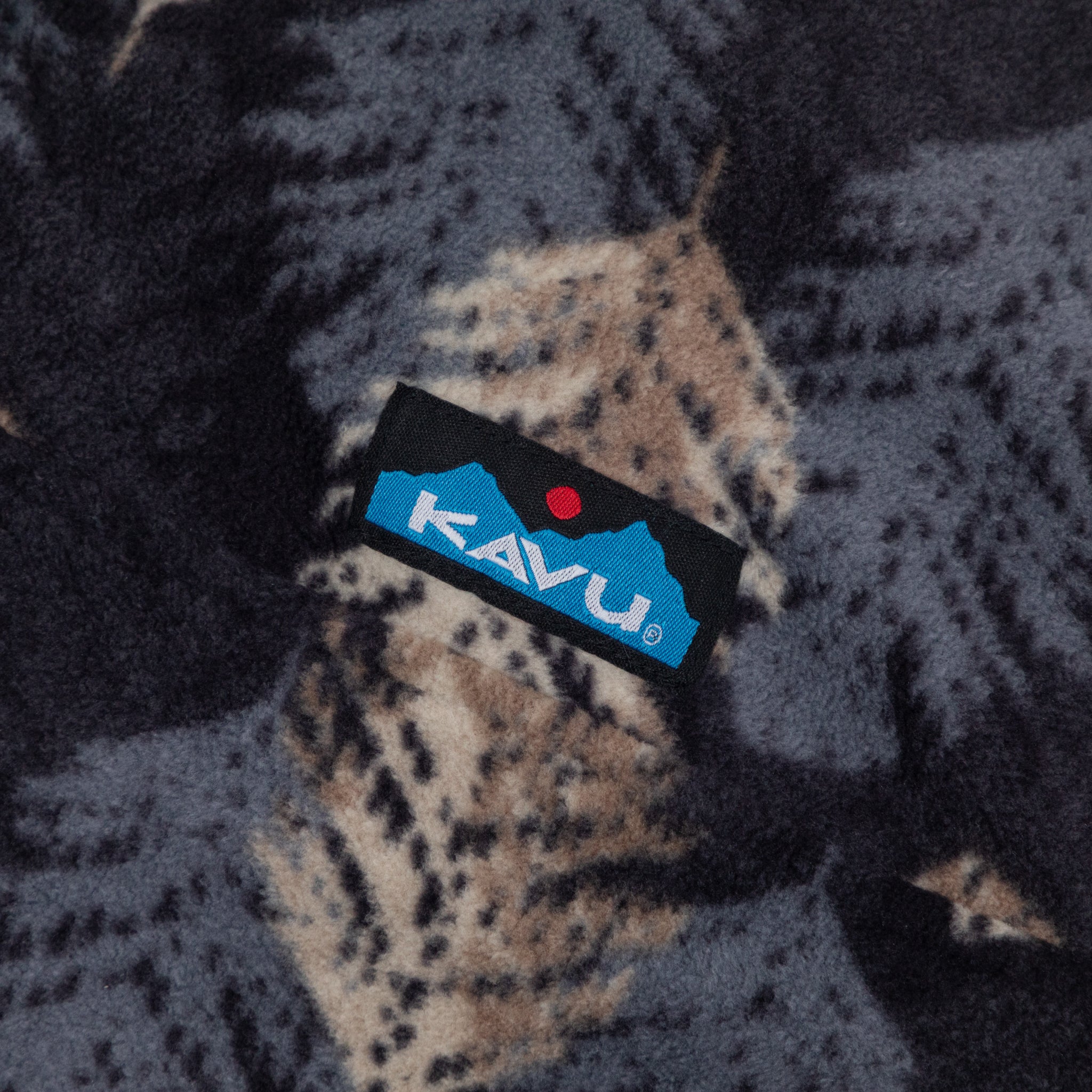 Womens KAVU Cavanaugh Fleece in LEAF LAYOUT