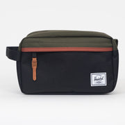 HERSCHEL SUPPLY CO. Chapter Travel Wash Bag in BLACK & GREEN