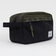 Herschel Supply CO. Chapter Travel Kit Bag in BLACK & GREEN