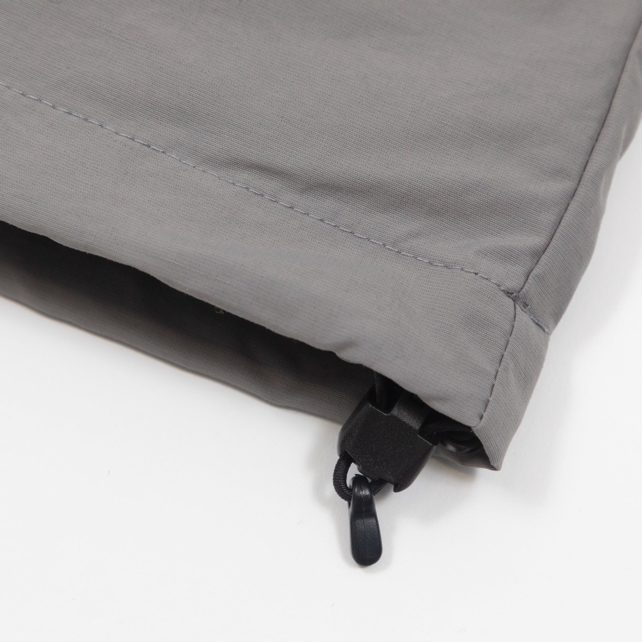 ELLIKER Coppa Pullover Jacket in GREY