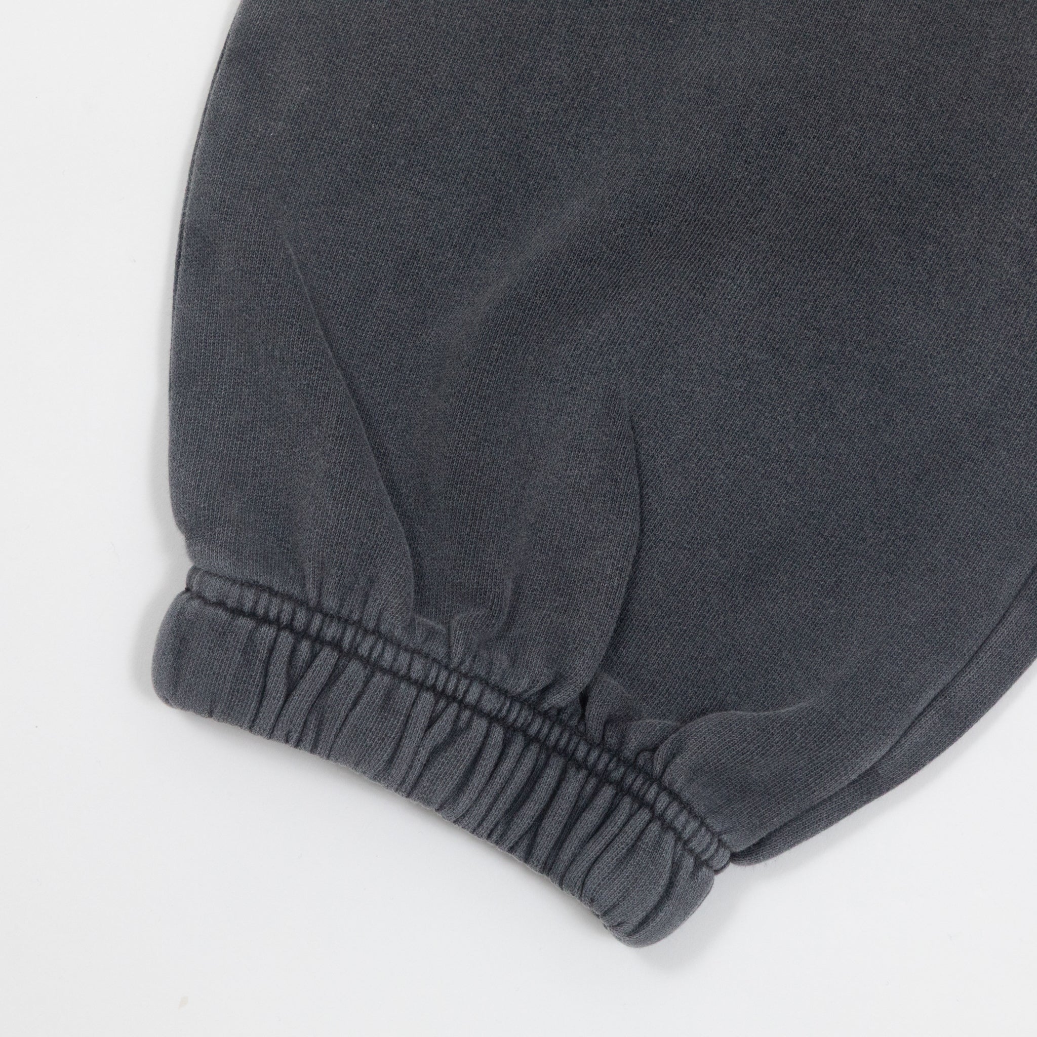 COLORFUL STANDARD Cuffed Sweatpants in FADED BLACK