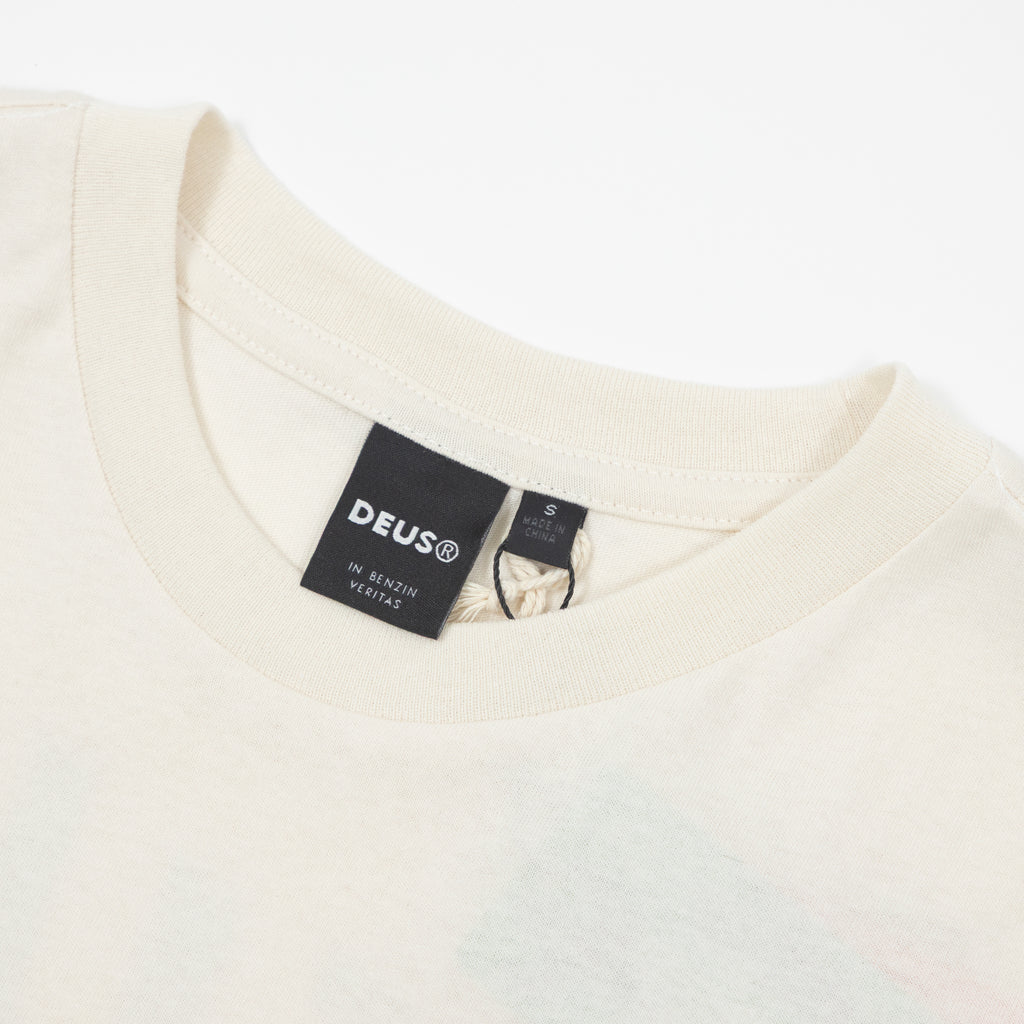 DEUS EX MACHINA Dogleg Tee in DIRTY WHITE