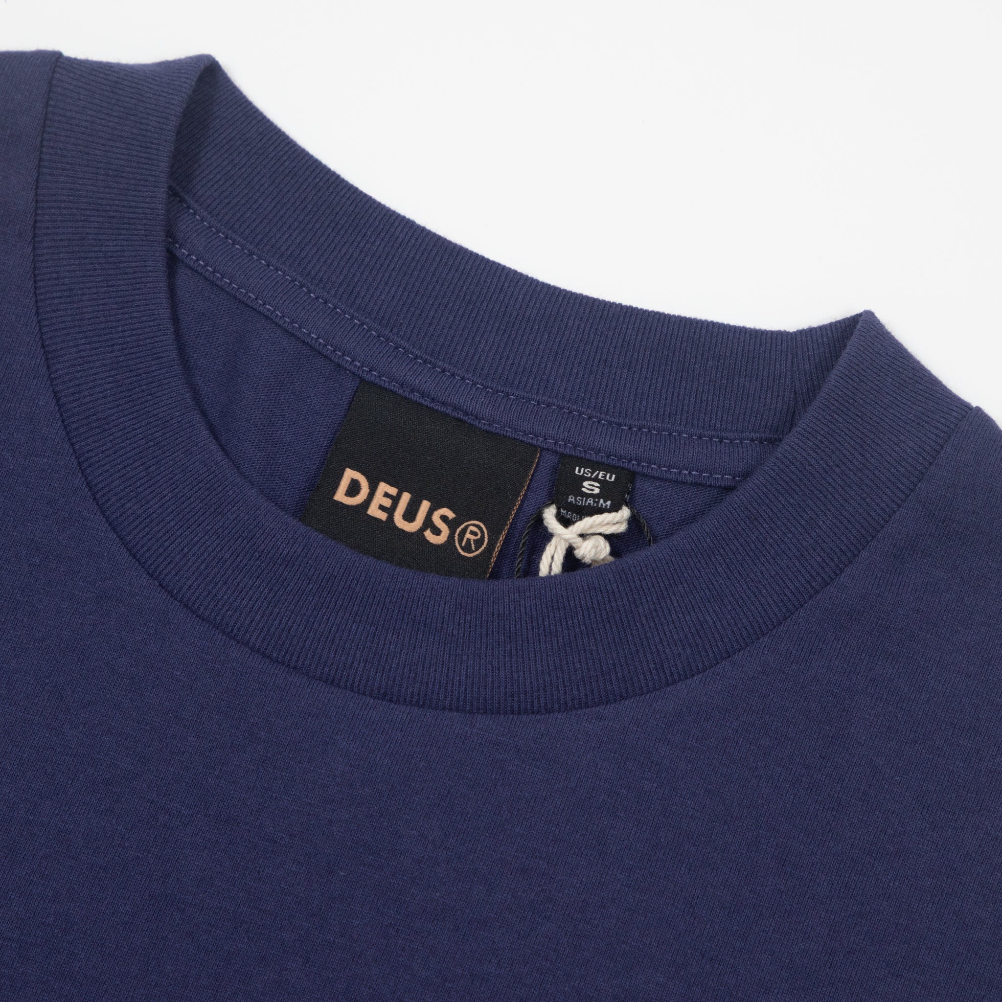 DEUS EX MACHINA Parts & Service Pocket Tee in Purple