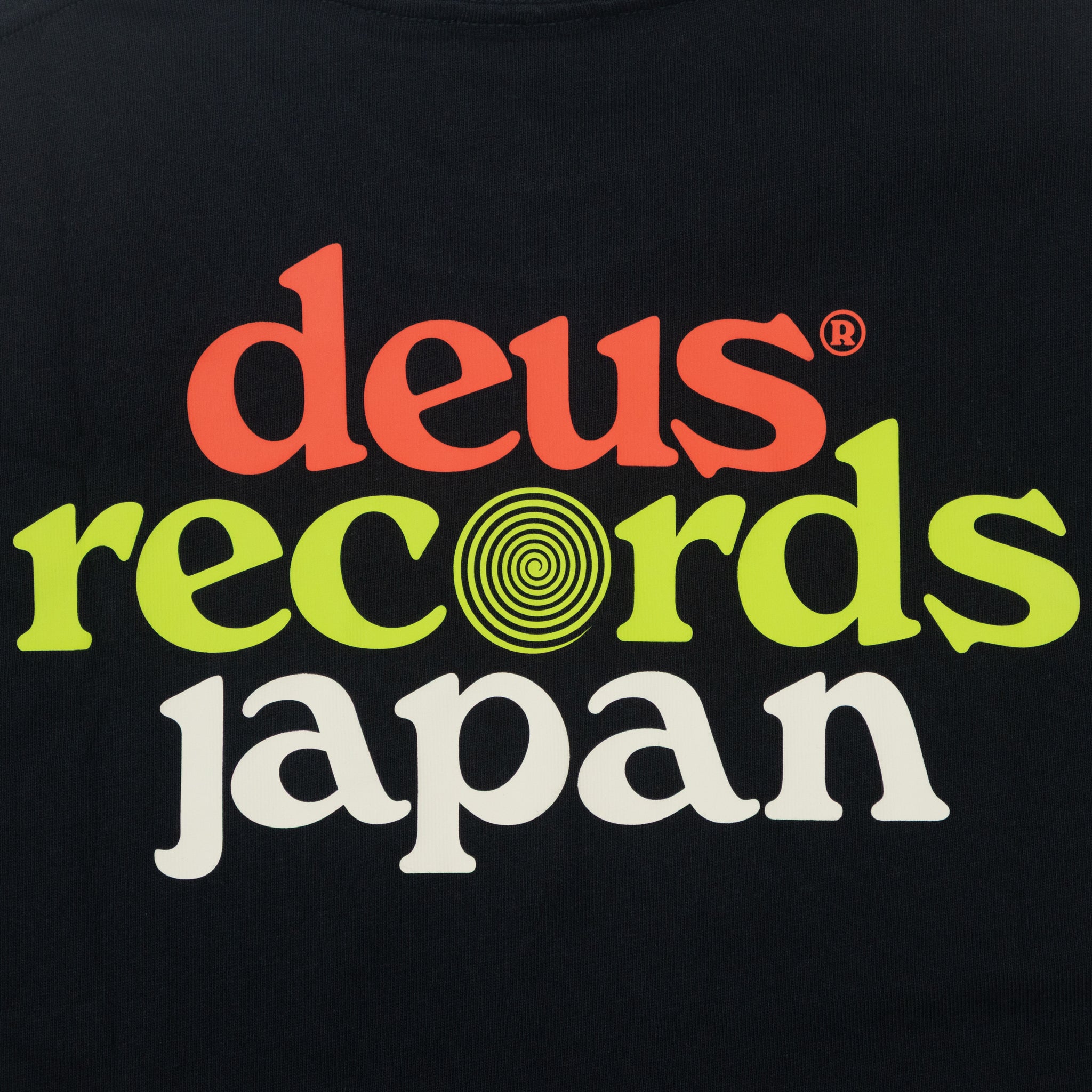 DEUS EX MACHINA Strata Tee in BLACK
