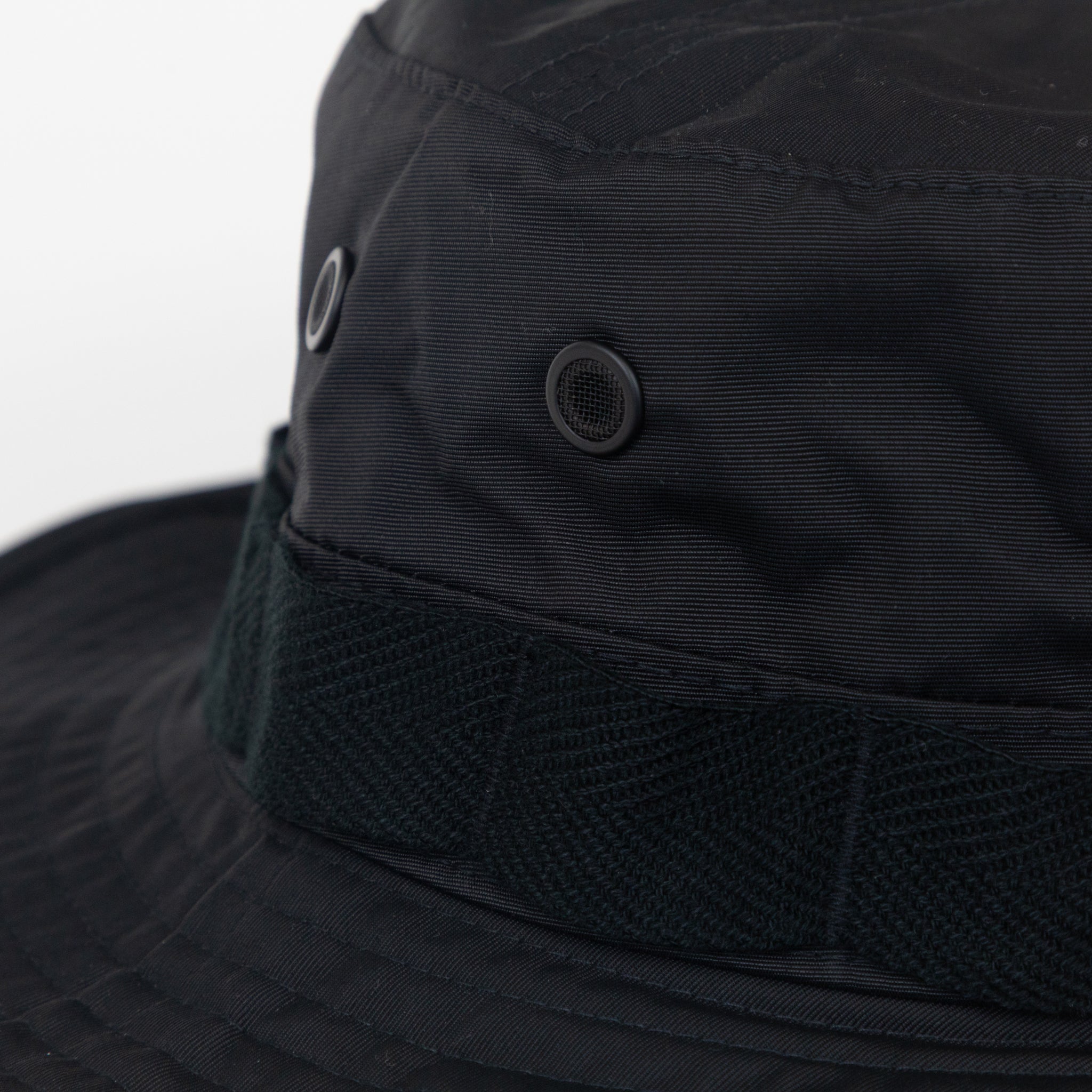 DICKIES Glacier View Bucket Hat in BLACK