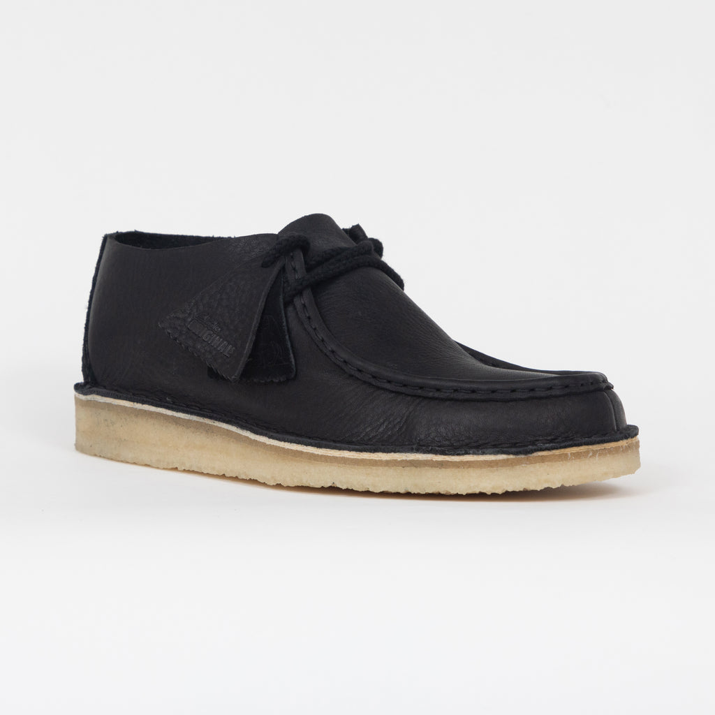 CLARKS ORIGINALS Desert Nomad Leather Shoes in BLACK