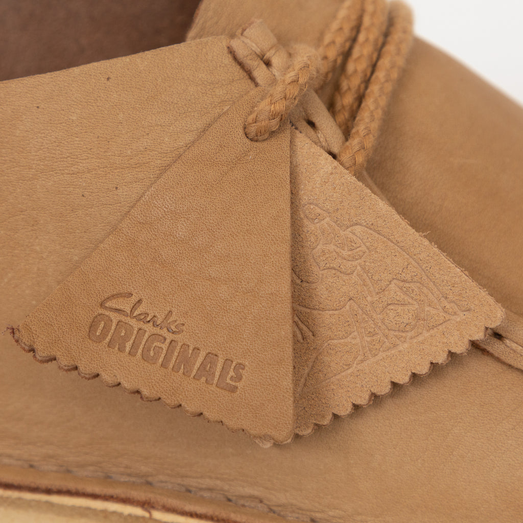 CLARKS ORIGINALS Desert Nomad Leather Shoes in BROWN