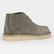 CLARKS ORIGINALS Desert Trek Hi Shoes in FOREST GREEN