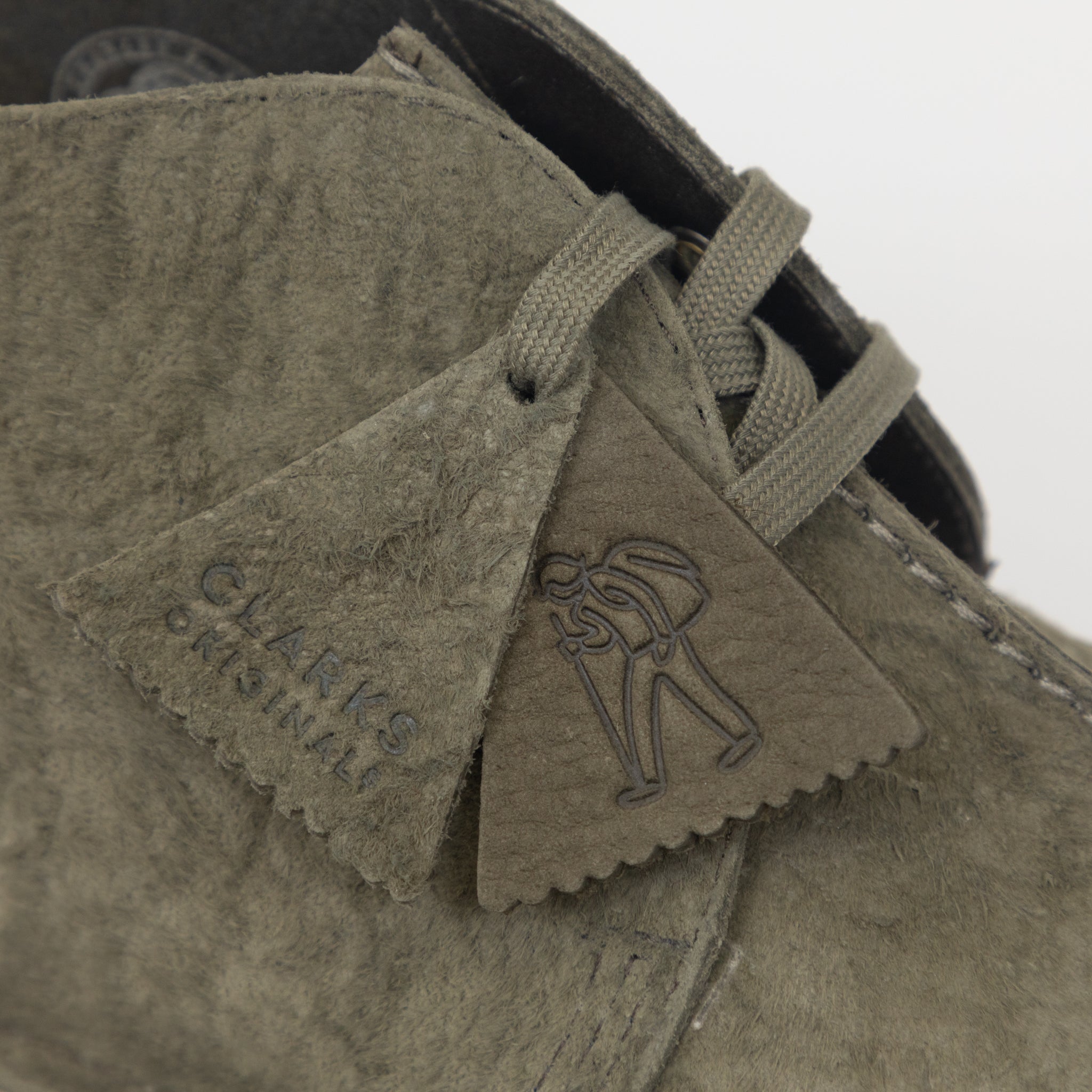 Clarks desert trek green clearance