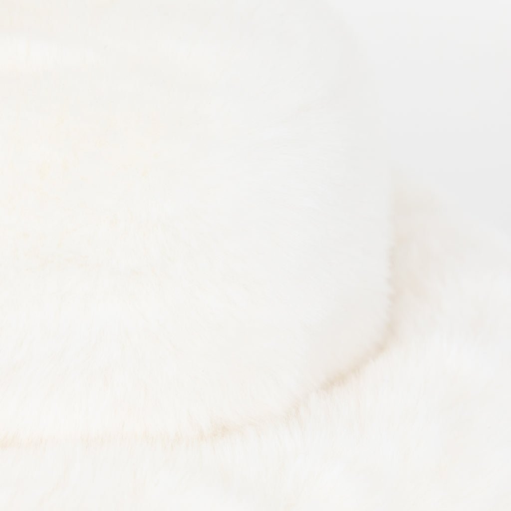 Women’s BRIXTON Dion Fluffy Winter Bucket Hat in OFF WHITE