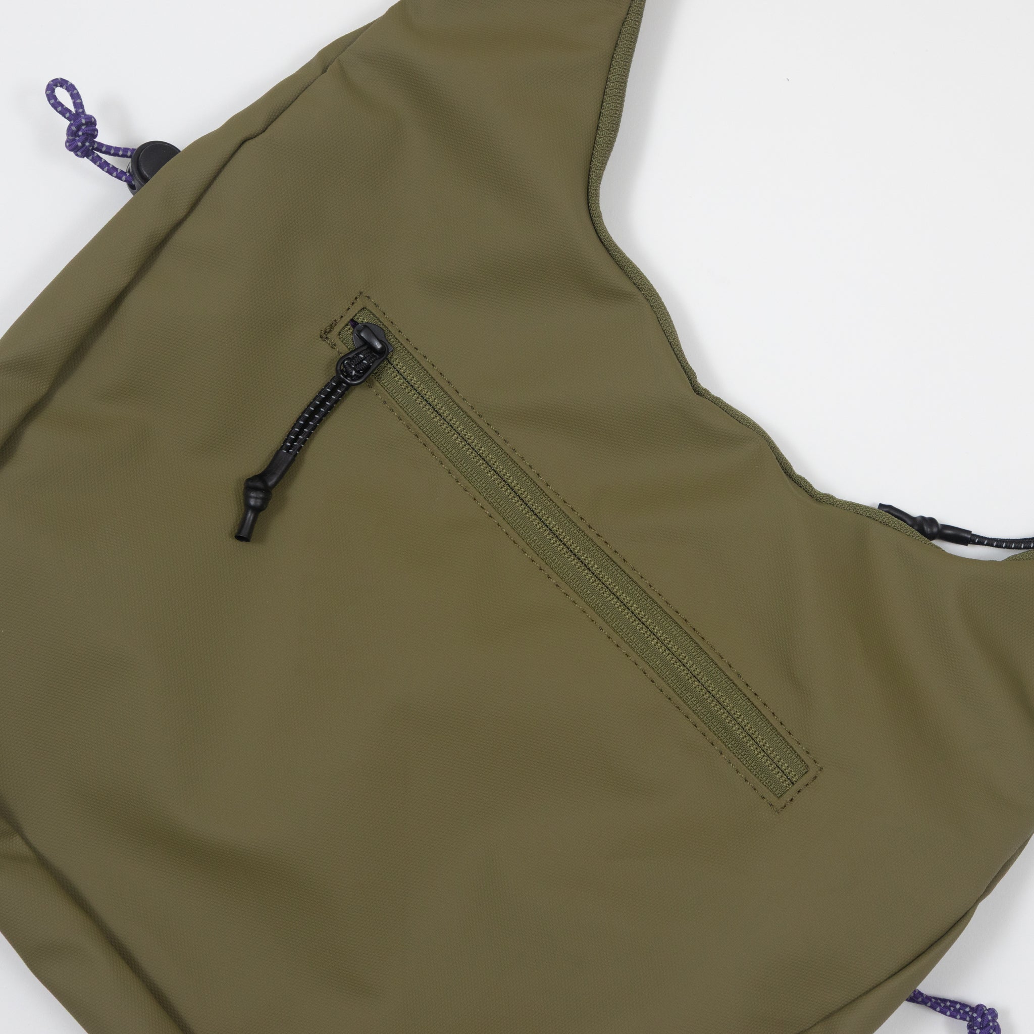 ELLIKER Bain Sling Bag in KHAKI