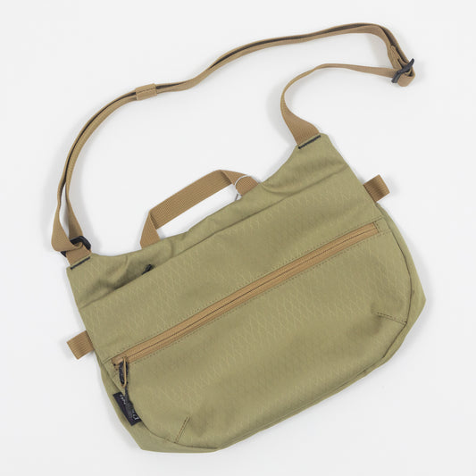 GRAMICCI Field Sacoche Crossbody Bag in BRONZE OLIVE