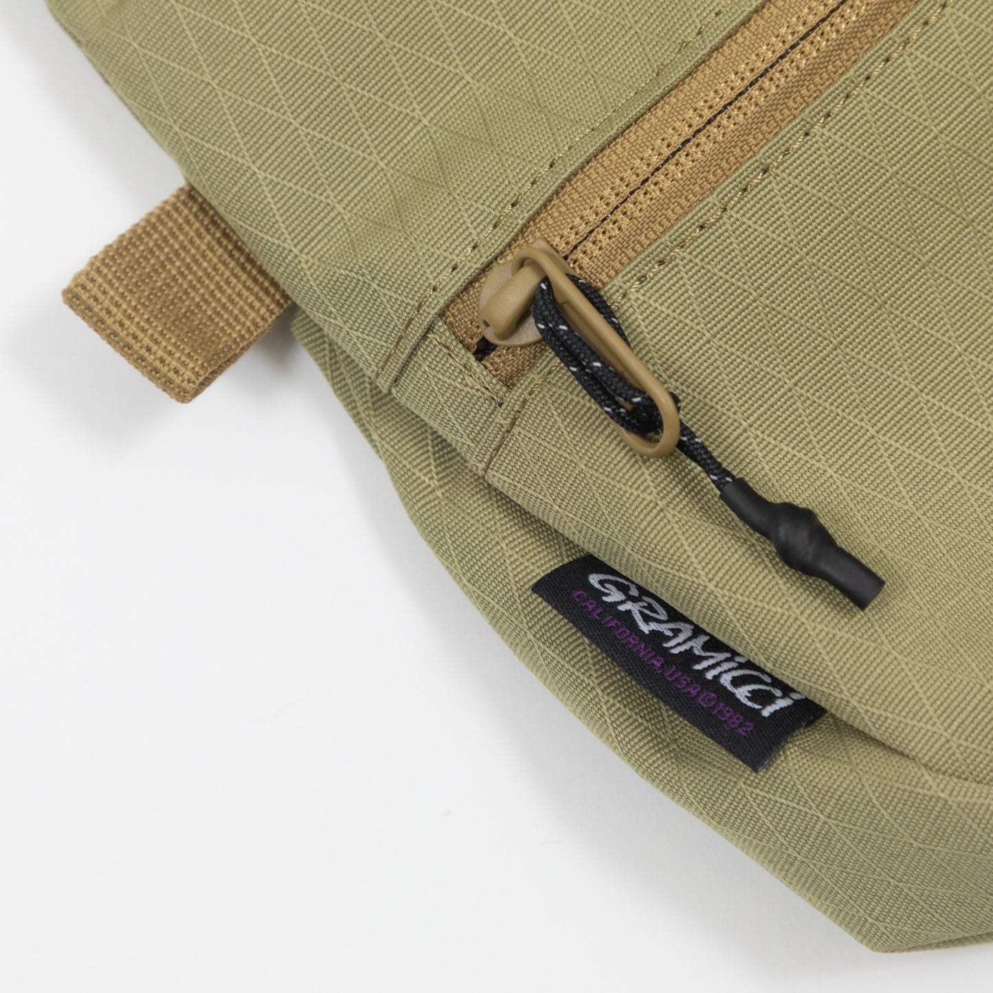 GRAMICCI Field Sacoche Crossbody Bag in BRONZE OLIVE
