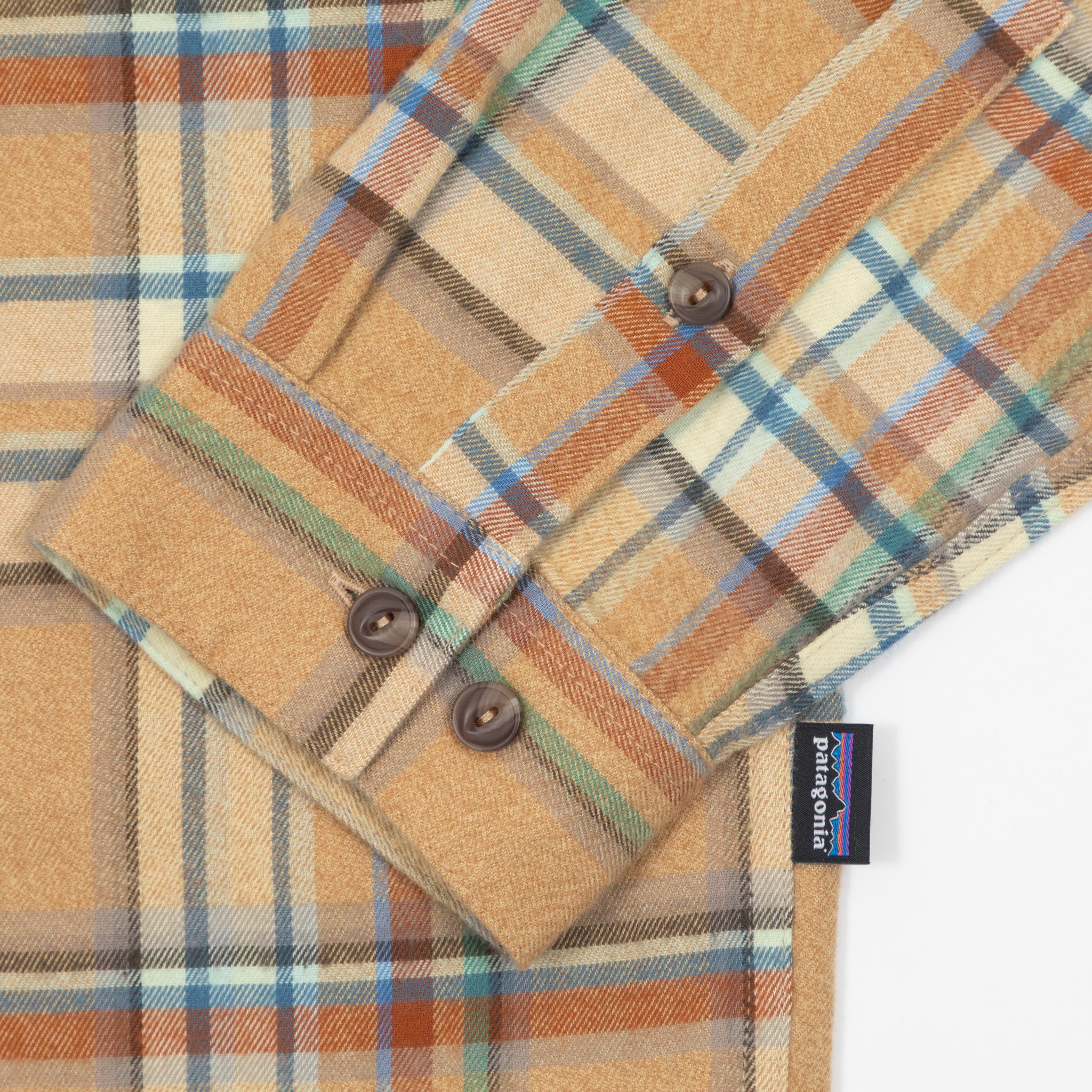PATAGONIA Fjord Flannel Shirt in BEESWAX TAN