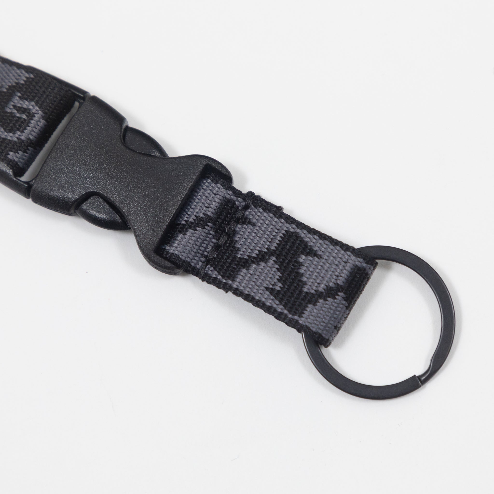 GRAMICCI Webbing Key Holder in ZIG ZAG