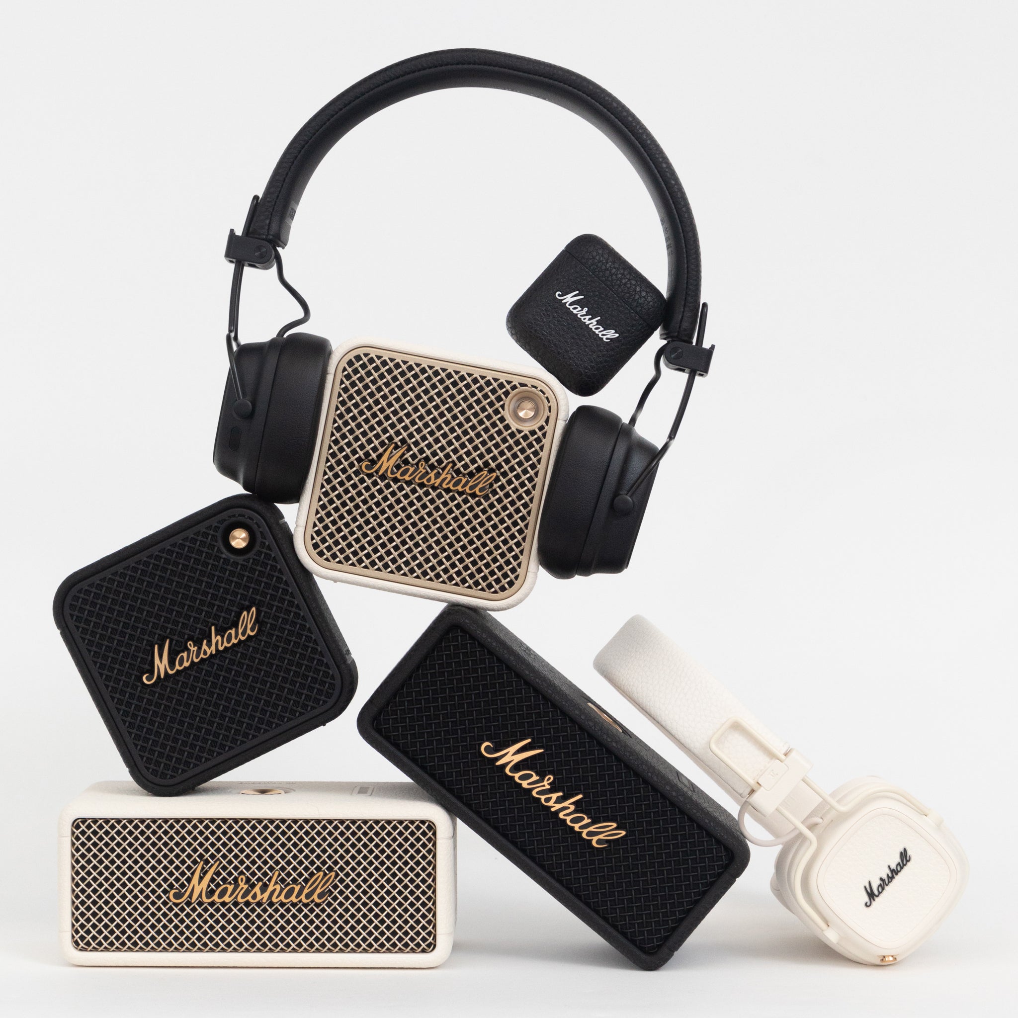 MARSHALL Major V Wireless Headphones in CREAM