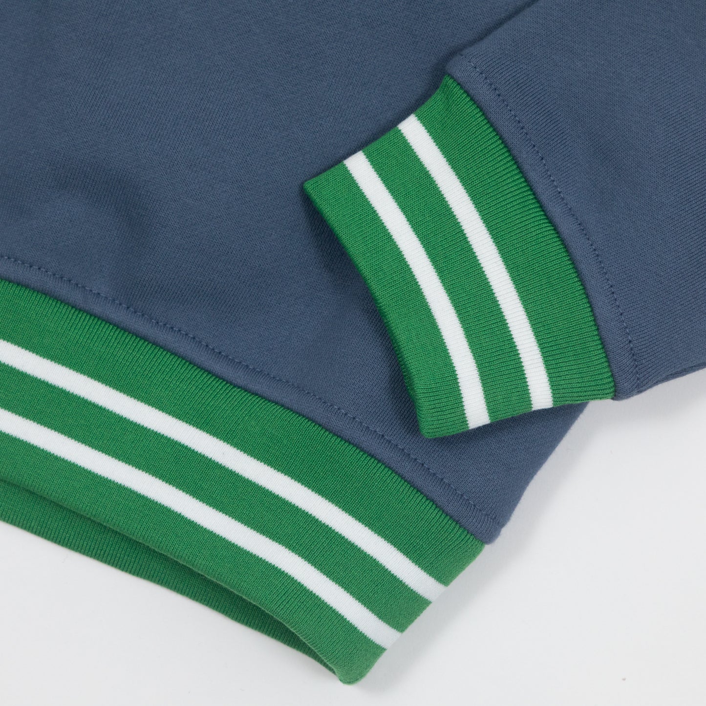 SANTA CRUZ Global Oval Dot Sweatshirt in HERITAGE BLUE