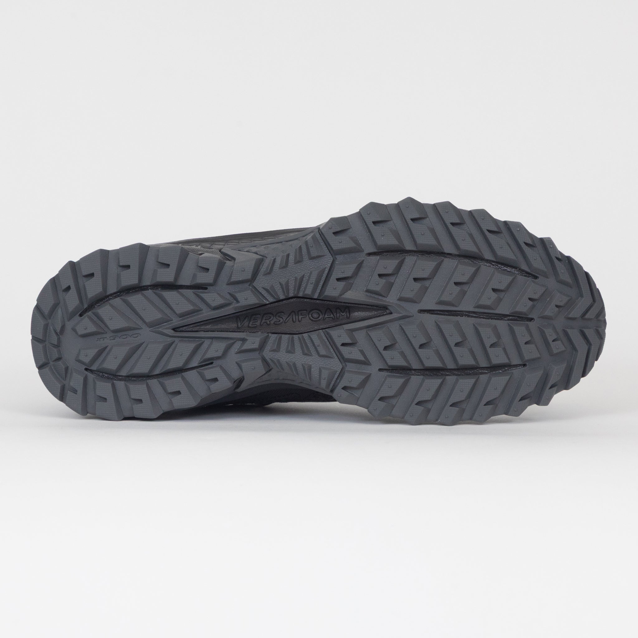 saucony grid peak trainers sole