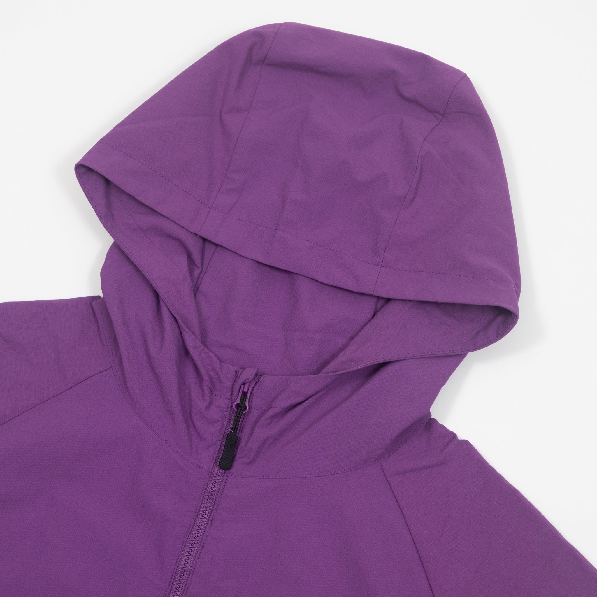HUF 89 Lightweight Shell in BERRY