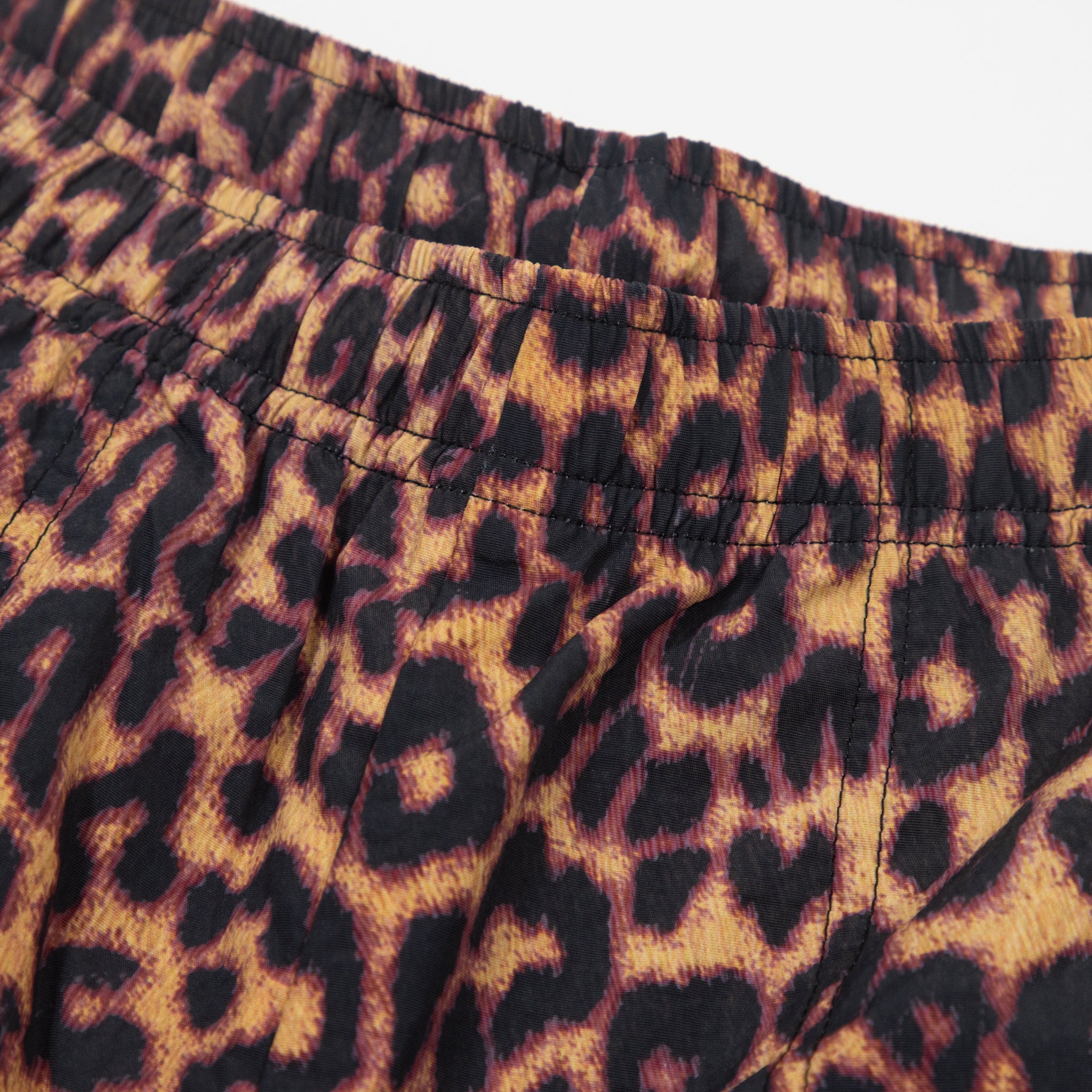 HUF 89 Printed Easy Shorts in BROWN
