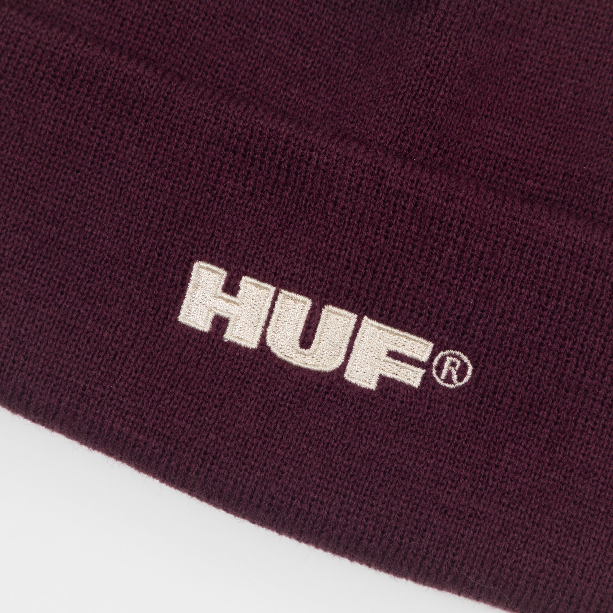 HUF All Caps Cuff Beanie in BURGUNDY