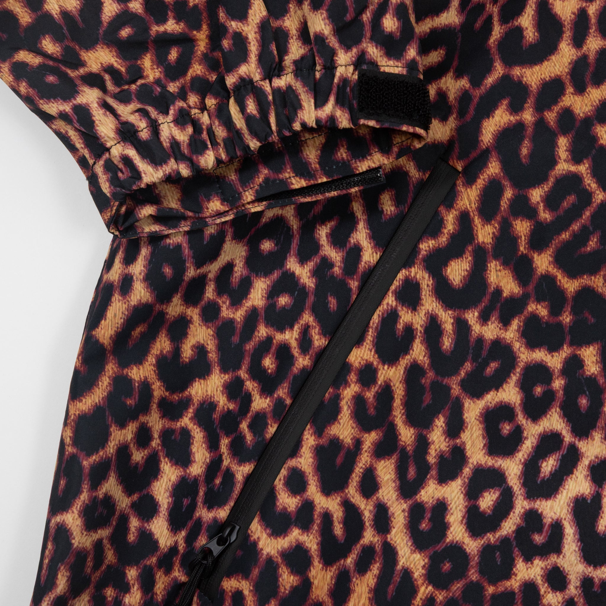 HUF Rainier Printed Shell Jacket in BROWN