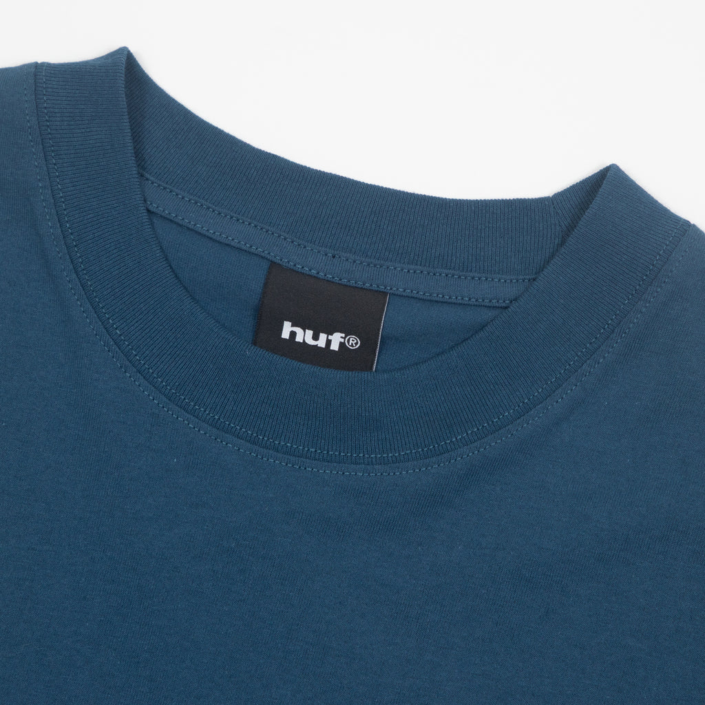 HUF Set Triple Triangle T-Shirt in TWILIGHT