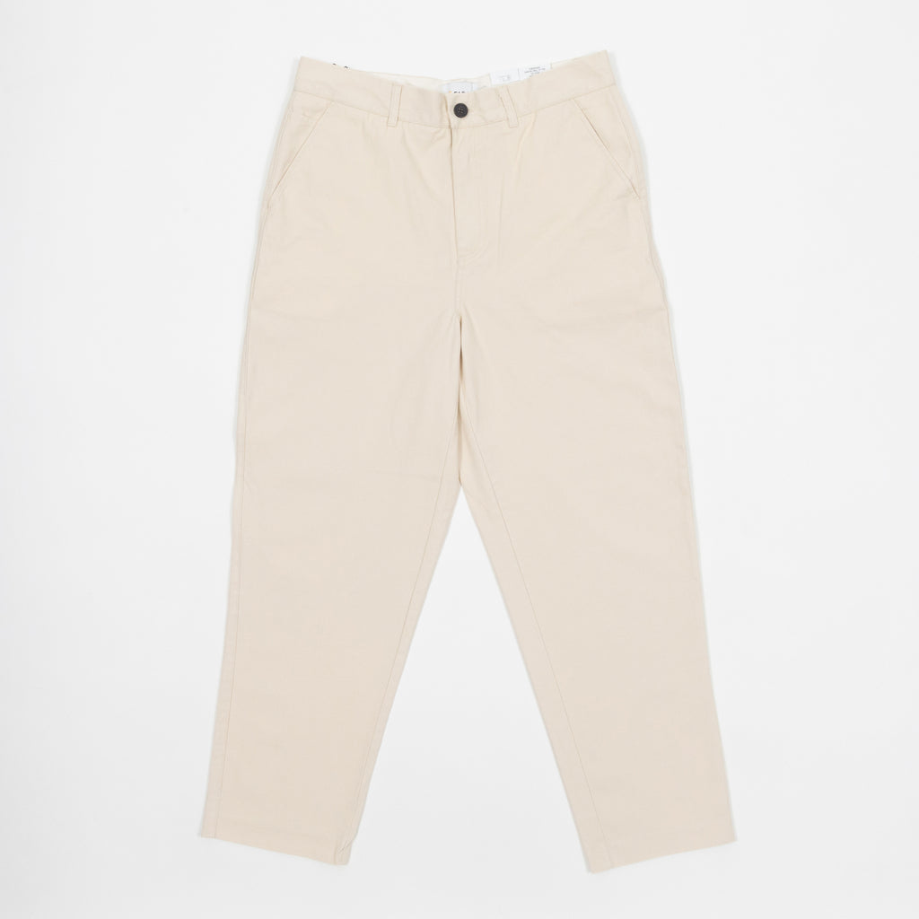 FARAH Hawtin Tapered Fit Twill Trousers in CREAM