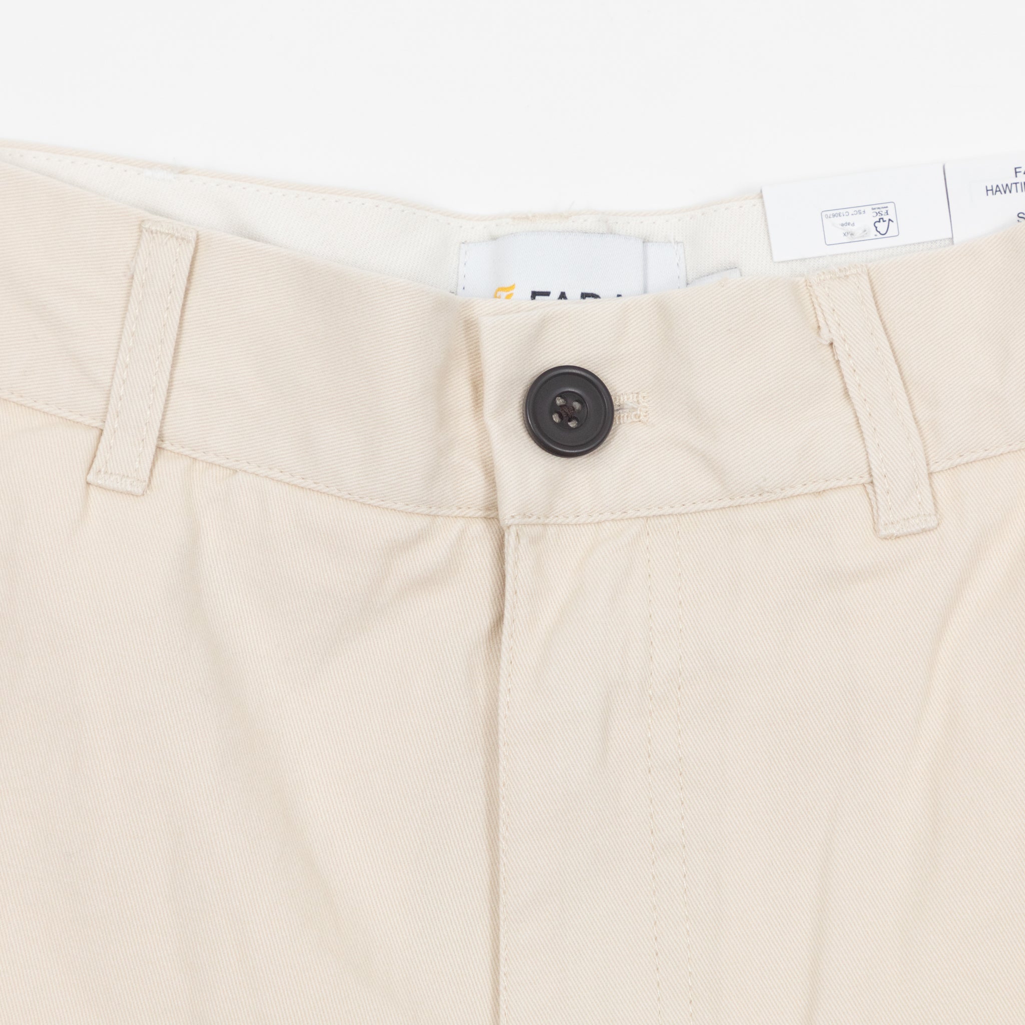 FARAH Hawtin Tapered Fit Twill Trousers in CREAM