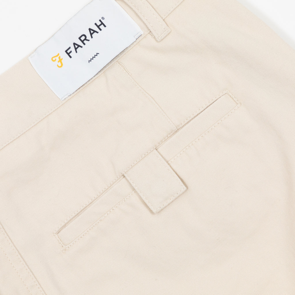 FARAH Hawtin Tapered Fit Twill Trousers in CREAM