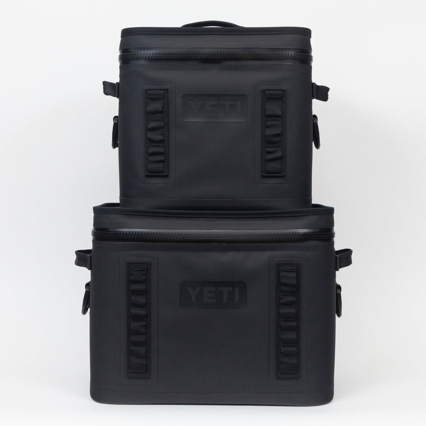 YETI Hopper Flip 12 Soft Cool Box in BLACK
