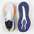 SAUCONY Hurricane 25 Running Trainers in WHITE