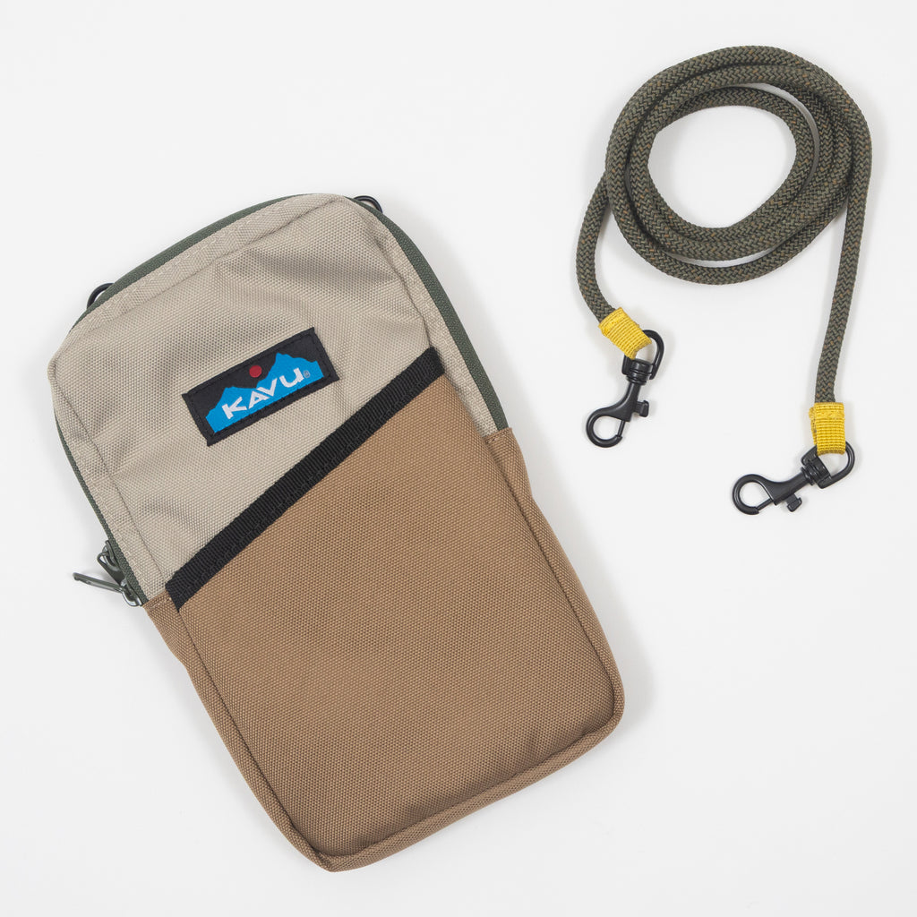 KAVU Essential Case in CANYON WALL