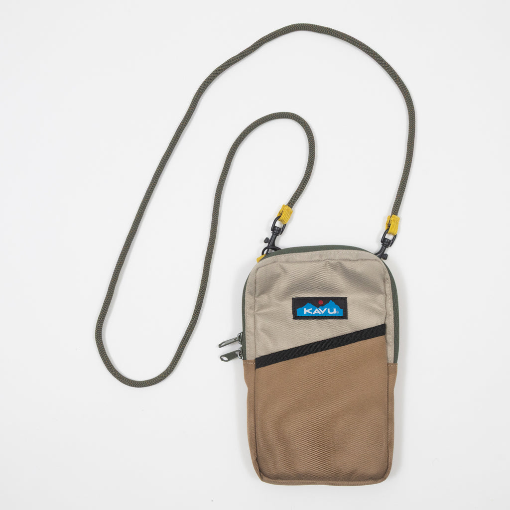 KAVU Essential Case in CANYON WALL