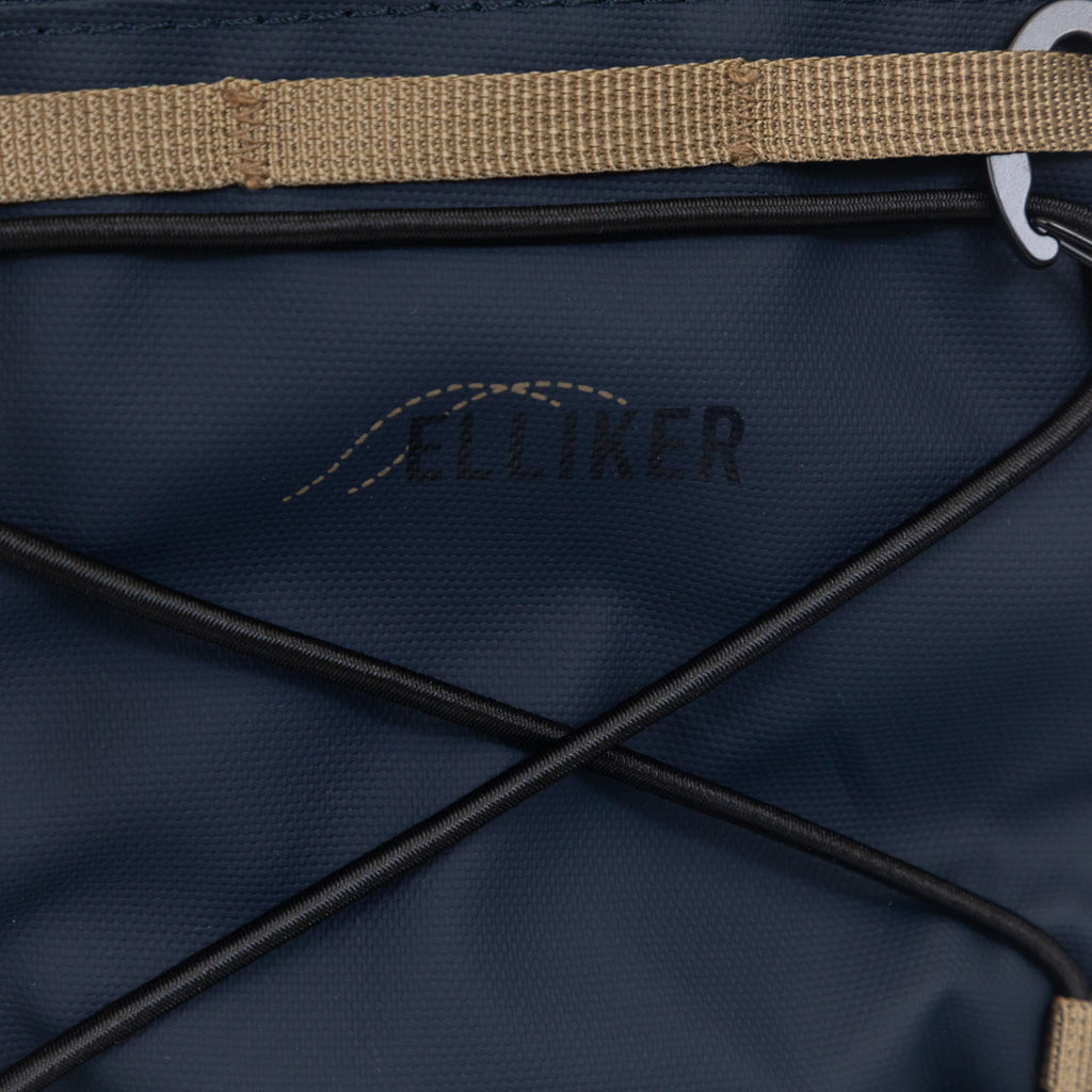 ELLIKER Kep Cross Body Bag in NAVY