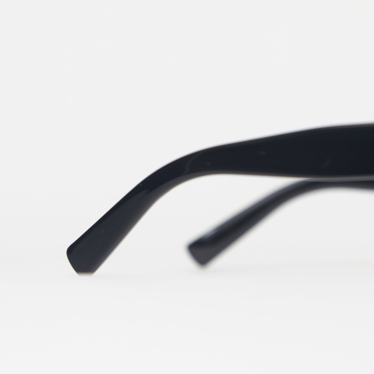 MELLER Kessie Square Sunglasses in BLACK