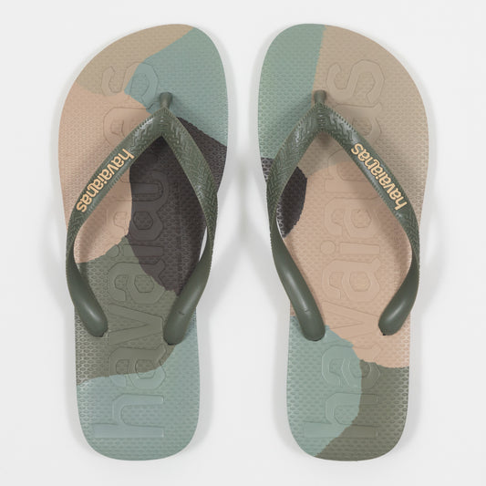 HAVAIANAS Top Logomania Colours II Flip Flops in GREEN
