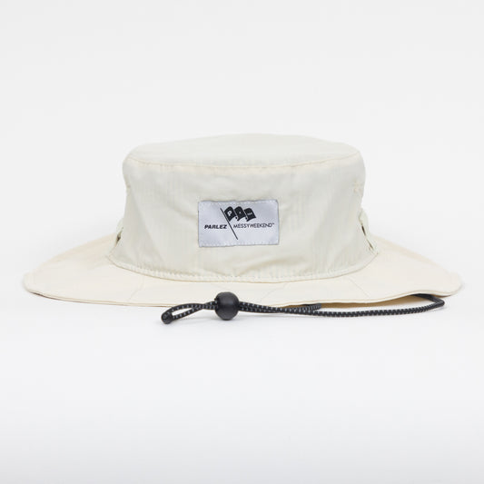 PARLEZ X MESSYWEEKEND Bucket Hat in CREAM