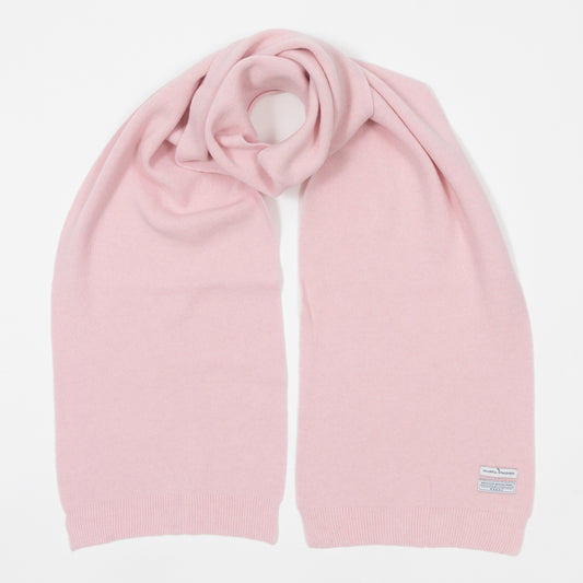 COLORFUL STANDARD Merino Wool Scarf in PINK