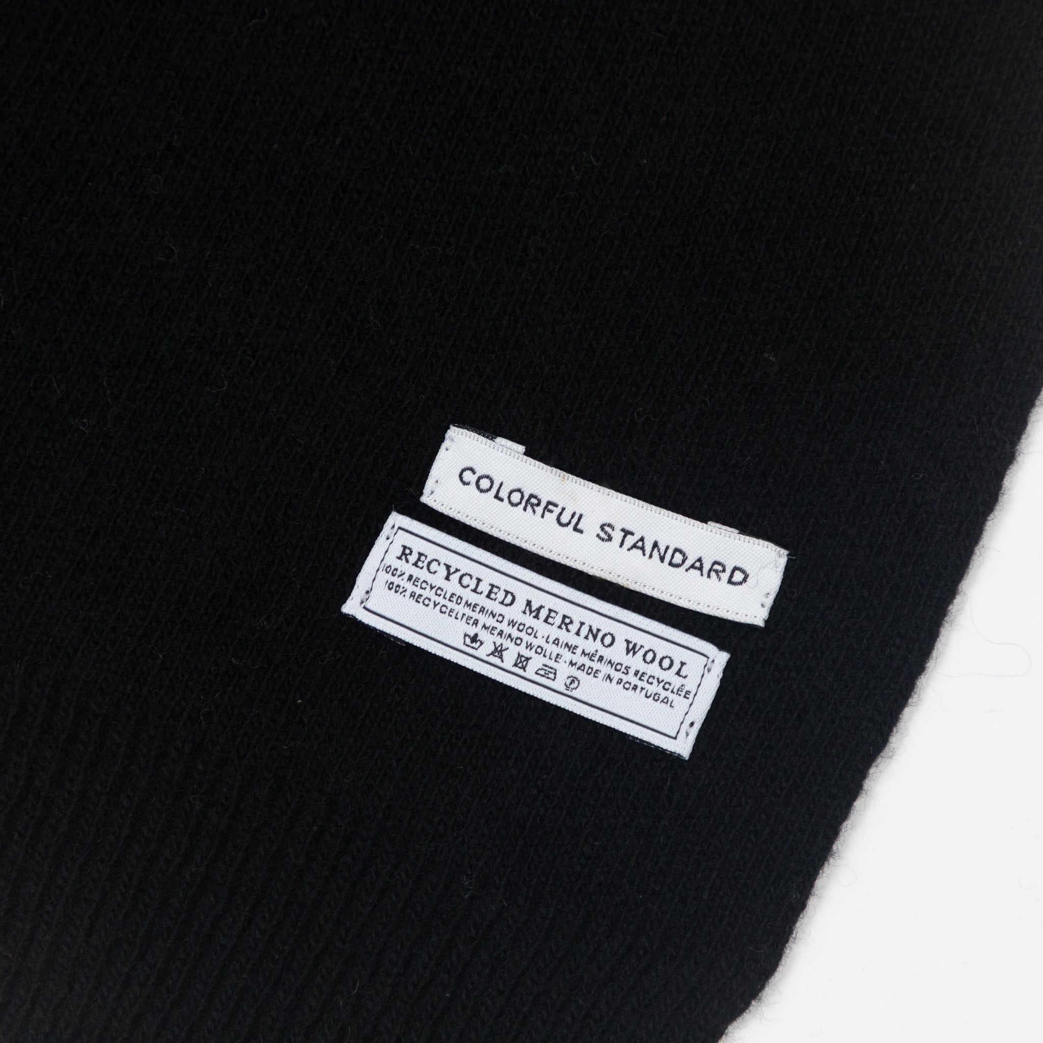 COLORFUL STANDARD Merino Wool Scarf in DEEP BLACK